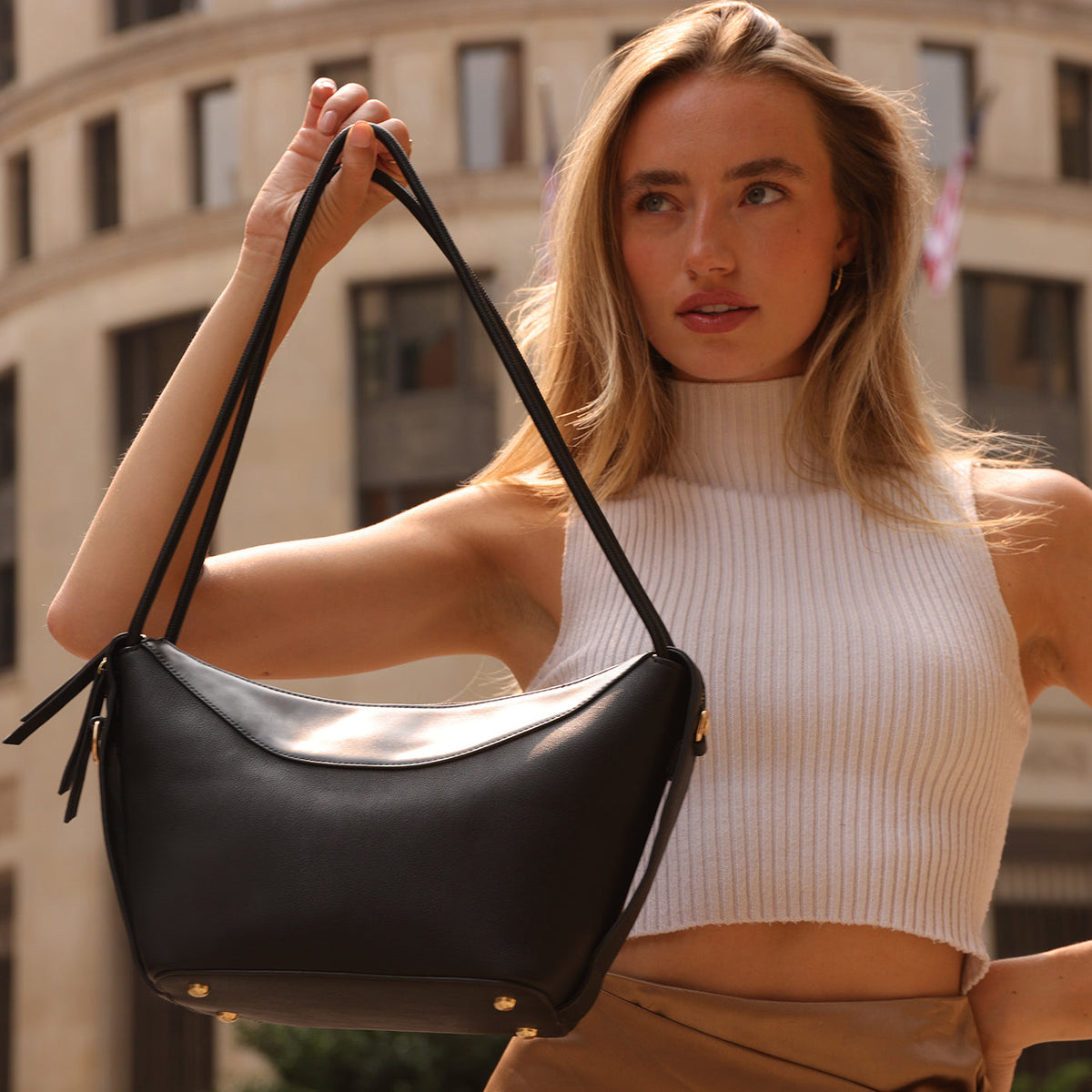 Sac Porté Épaule Grainé Bordure Lisse Noir Léontine vue du produit 7