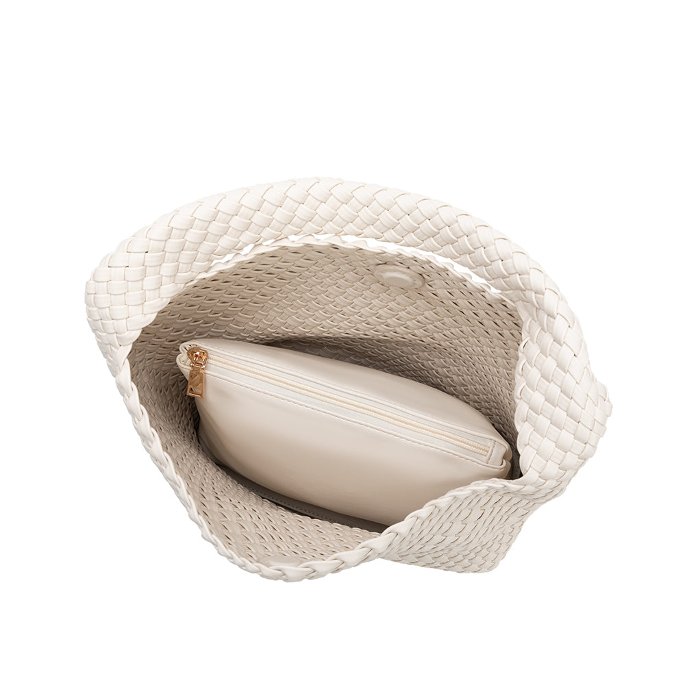 Intérieur du sac cabas tressé blanc Annette et sa pochette zippée